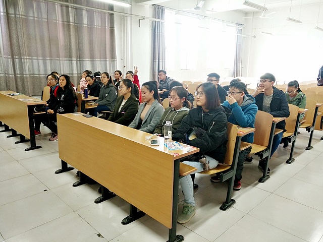 【完满班级】点亮一盏灯 温暖一颗心——环科系食安1603班举办完满班级活动