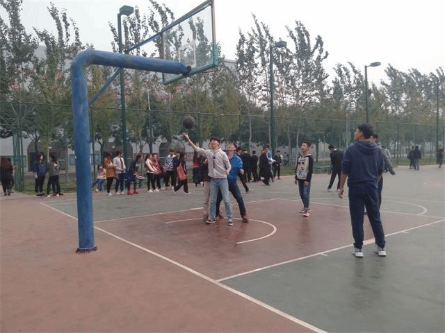 【完满班级】“动起来 更青春”班级篮球比赛——大数据学院软件1502班完满班级活动