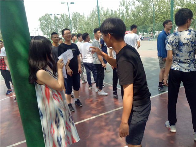 【完满班级】心中有梦 便可成真 ——智能工程学院机制1601班举办“你演我猜”完满班级活动