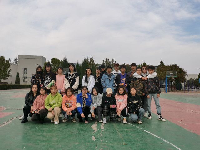 【完满班级】加强体育运动 响应党的信念——视觉1803班毽球大比拼完满活动