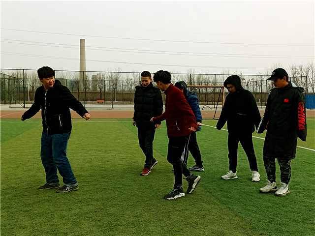 【完满班级】寒冬抖出彩 温暖音常在——网工1802班“抖出风采,音动人心”抖音拍摄活动