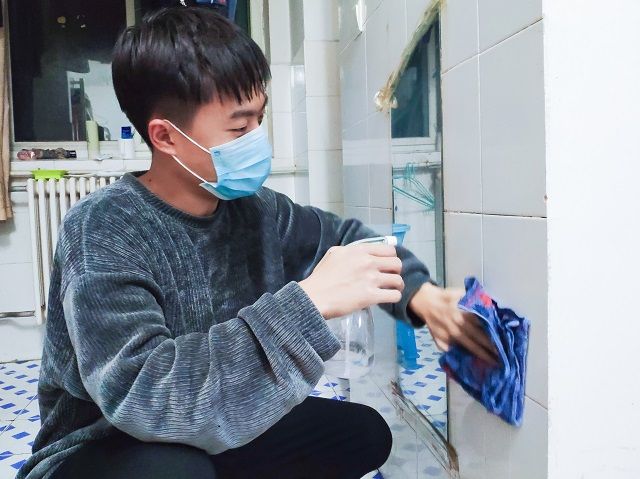 【完满班级】扫除病毒残余，为生命护航——艺术传媒学院动画1701班完满班级活动