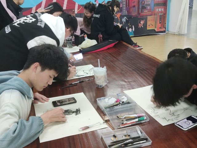 风华正茂 意气风发——艺术传媒学院4月完满团支部活动集锦