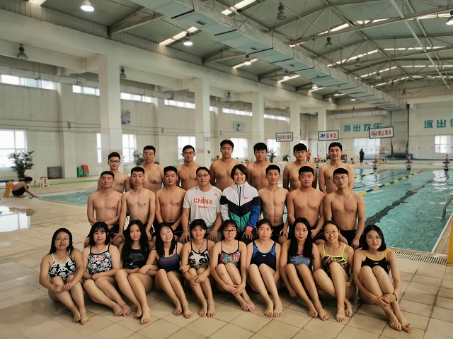 体育之星•高炎：点亮青春 泳不止步