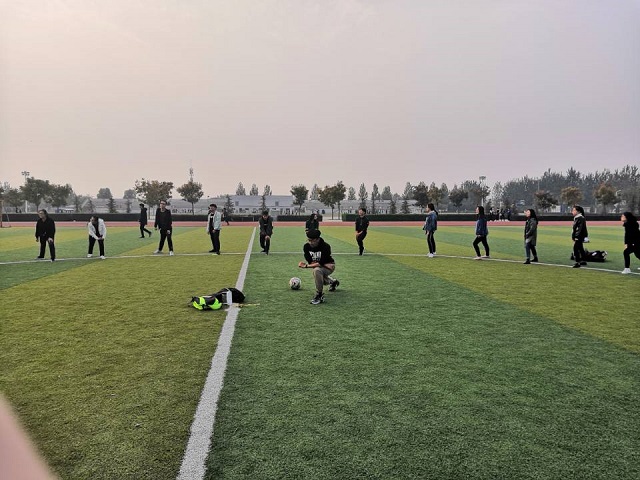 【完满班级】绿茵如梦 汗洒深秋——食品与环境学院动医1703班完满班级活动