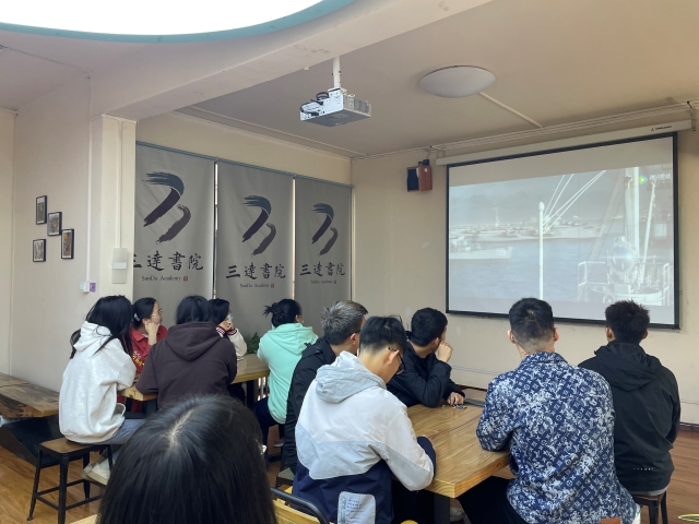 【完满班级】红色影片忆初心 砥砺前行正当时——大数据学院、信息工程学院计科2213班完满班级活动