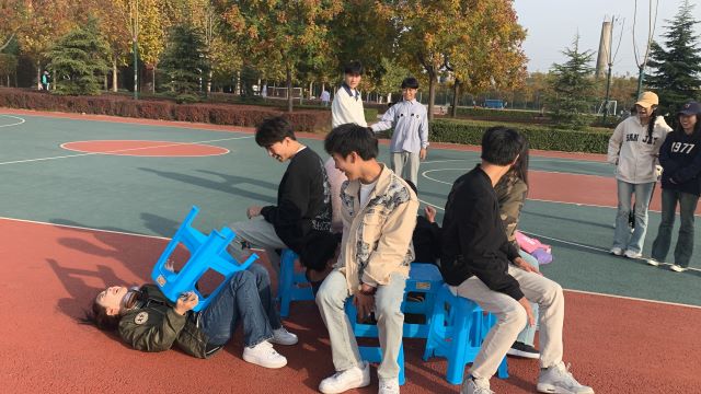 青春激昂 快乐起航——艺术传媒学院完满团支部活动集锦六