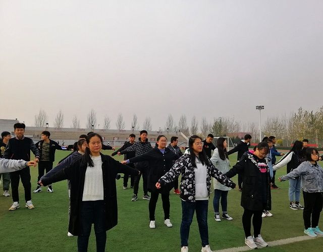 【完满班级】趣味足球赛——食品与环境学院土管1801班完满班级活动