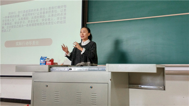 【辅导员说完满】让青春承担责任 让责任引领人生——淬炼商学院“辅导员说完满”系列活动（二十二）