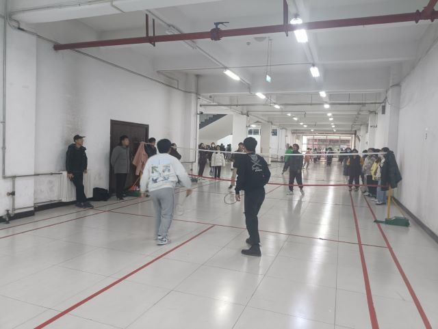 【完满班级】展羽球魅力享运动活力——艺术传媒学院动画2002班完满班级活动