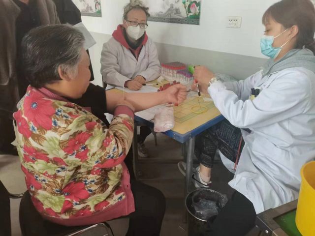【青春支农】行走的力量第195期:携手太平庄卫生所 助力全民体检