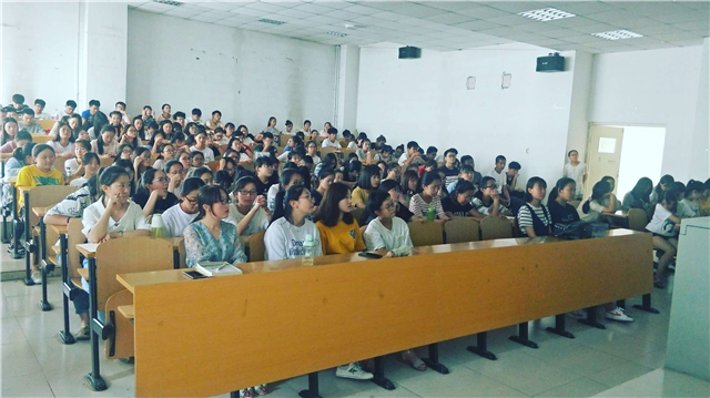 淬炼商学院2017级与无边书院开展交流会