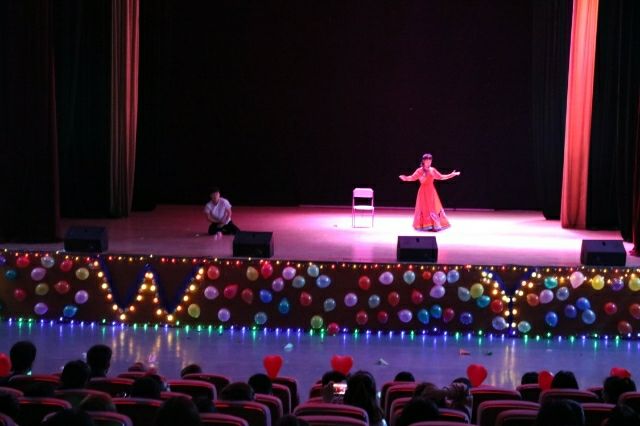 一场盛世之约 传递经典——第86期乌马河周末文化广场之“向经典致敬”主题晚会