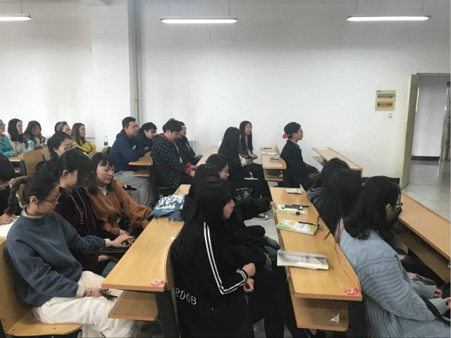 【完满班级】梦想同行青春不散——淬炼商学院四月完满班级主题活动(二十八)