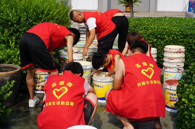 【三下乡】推进三级垃圾分类 落实雾霾防治政策