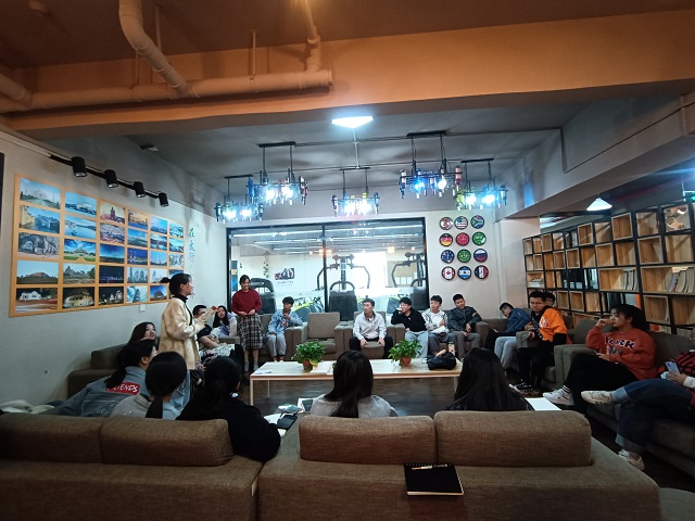 【完满班级】拥有健康心理 享受大学生活——数据2002班完满班级活动