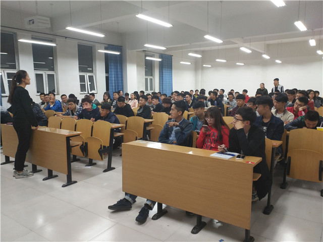 【两逃成本账】大学 青春 本身就是最美的故事