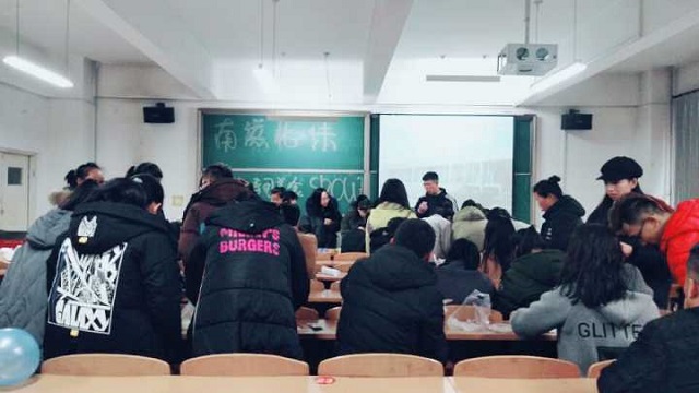 【社团快讯】用美食去认识世界——南滋北味社“寿司大作战”活动成功举办