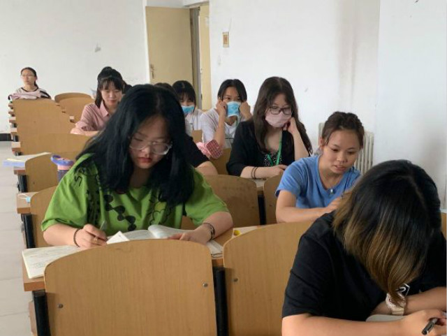 【主题团日】风华正茂 奋勇担当——经济与管理学院主题团日活动纪实(十九)