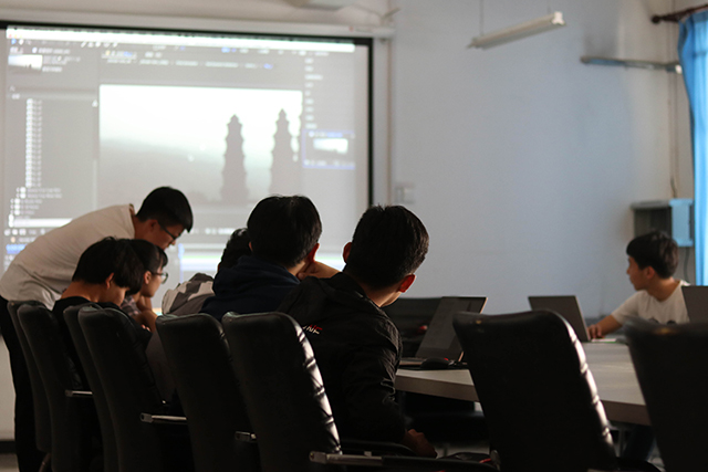 模板与抠像——“创客视界·传媒沙龙”第十一期技术培训会成功举办