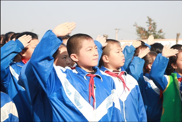 国旗班在行动第67期：为小学生开启爱国主义教育“第一课”