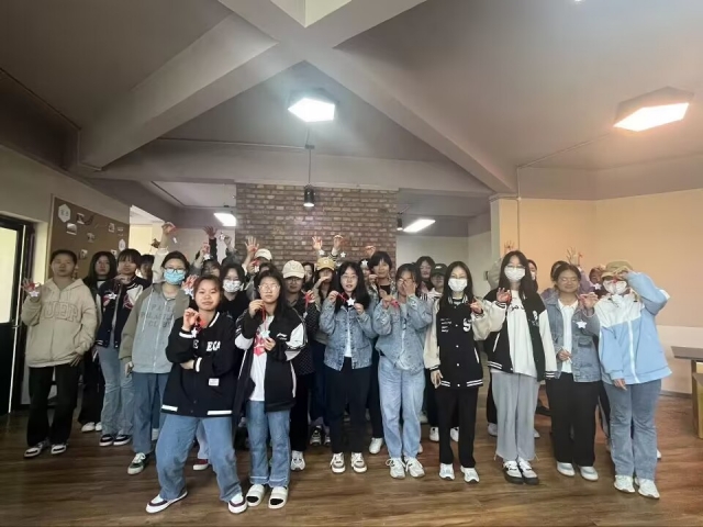 无悔青春 逐梦星河——商务英语学院五月上旬完满团支部活动集锦