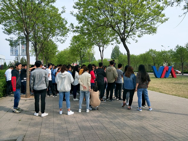 【辅导员说完满】载逐梦征程 绘完满篇章——食品与环境学院2016级举办辅导员说完满活动