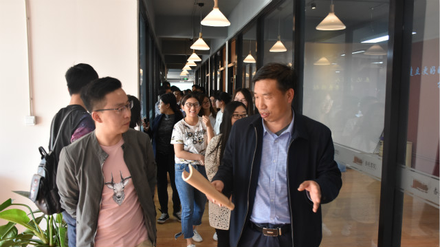 【1+1>2】“双”院携手 铺完满发展之路——杏花书院 青藤书院与淬炼商学院联合召开“双院”交流会