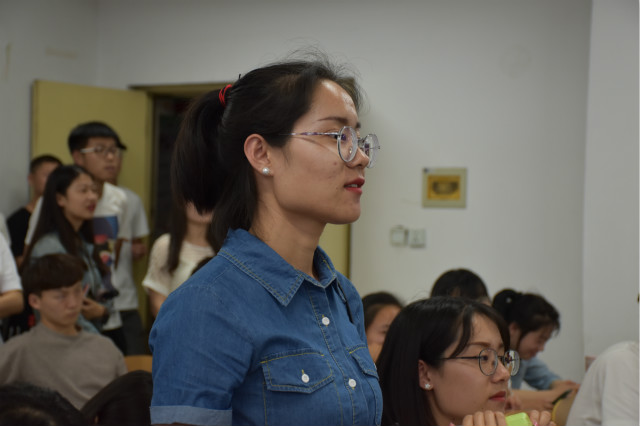 志存高远行 考研同分享——经济与管理学院毕业生交流会之优秀考研学生专场