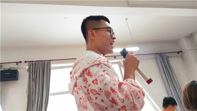 【完满班级】聆听青春 唱响完满——淬炼商学院五月完满班级主题活动（三十四）