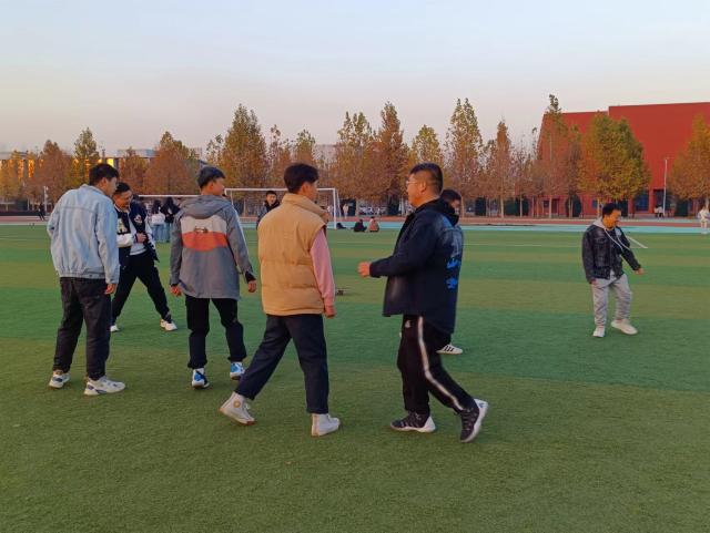 【完满团支部】阳光冬日打沙包趣味运动——大数据学院、信息工程学院网工2207班（专升本）完满团支部活动