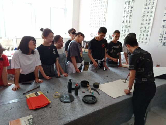【社团快讯】学长计划第79期:泼墨造物 笔下生花——食品与环境学院“学长计划·百花讲堂”第79期