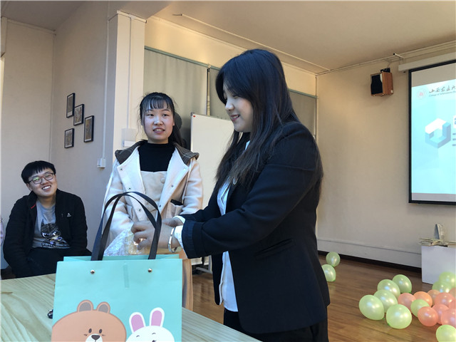 我校各院系、书院召开2018-2019学年第二学期完满教育工作部署大会