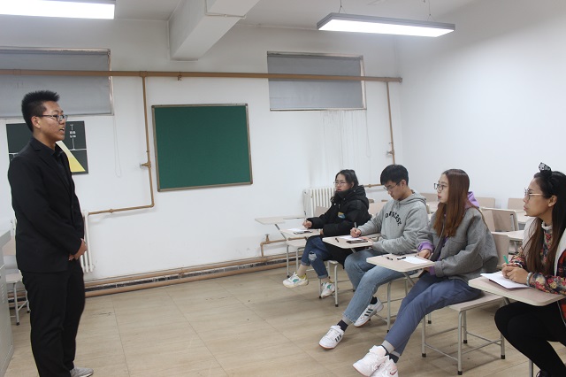 化情为言 以言感人——记远景学院成长的声音演讲大赛成功举办