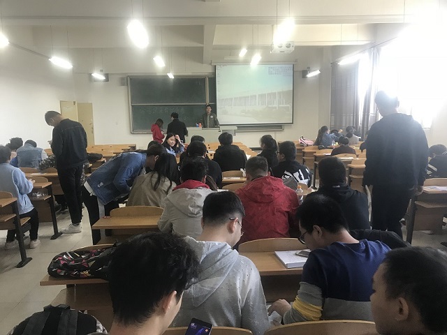 【完满班级】青春无敌 畅想无限——食品与环境学院“余音绕梁 舞动青春”班级音乐鉴赏会