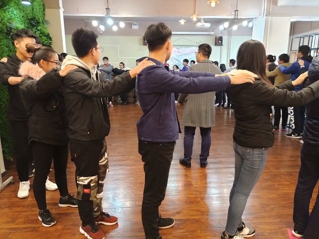 【完满班级】团结合作 共创和谐班级——大数据学院、信息工程学院软件1805班与太行书院共同开展“协作力完满定制班”