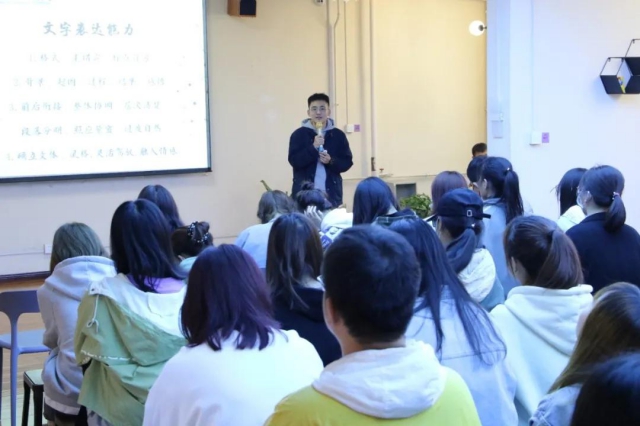 【信院力量·书联】以青春之力 扬成长之帆