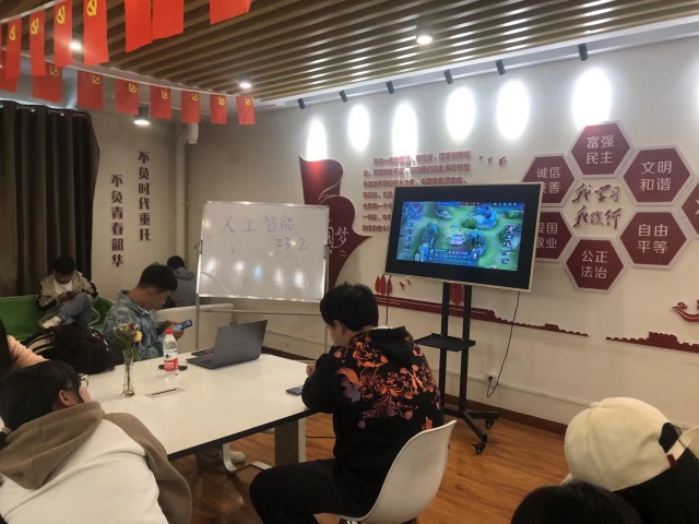 秋风摇曳 叠翠流金——智能工程学院十月完满团支部活动集锦三