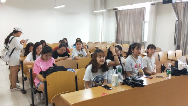 【完满班级】青春尊传统 青春勇担当——外国语言文学系六月完满班级活动