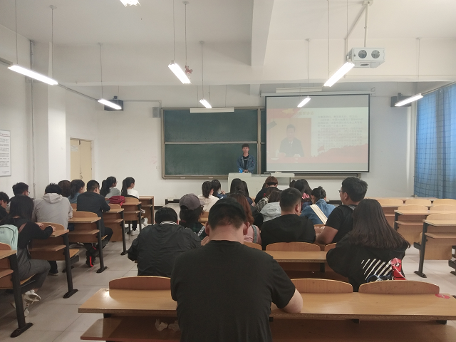 【完满班级】弘扬五四精神 铸就辉煌青春——食品与环境学院食品1801班完满班级活动