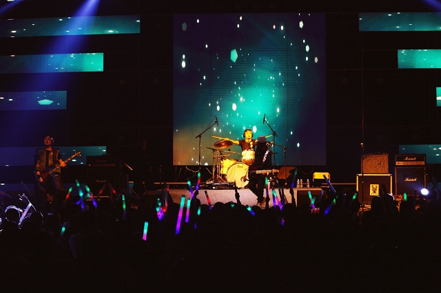 【音乐节·无边】rock寒流轰炸信院 走近摇滚PG one——