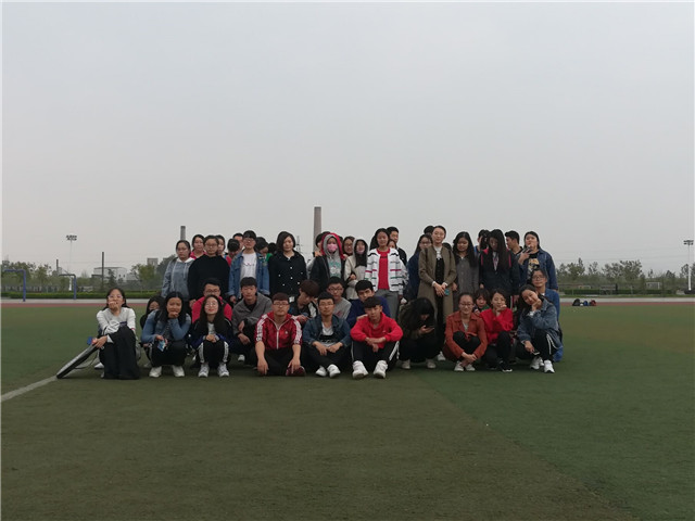 【完满班级】物竞天择 适者生存——经济与管理学院国贸1601、1603班举办真人版大作战