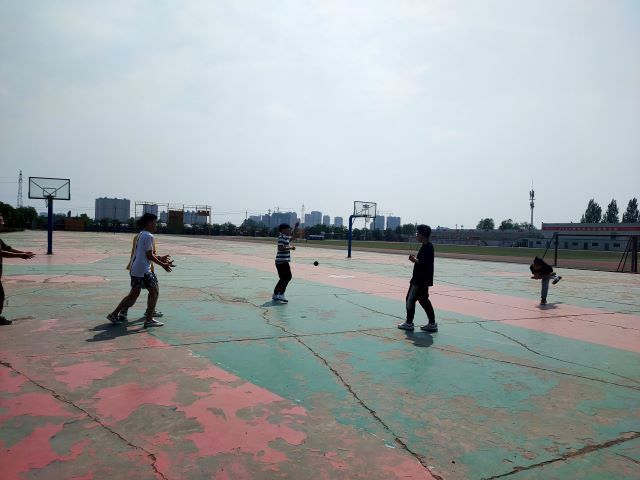 【完满班级】沙包掷准——艺术传媒学院环设1901班举行趣味扔沙包活动