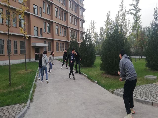 【完满班级】活跃 尽至——艺术传媒学院视觉1704完满班级活动