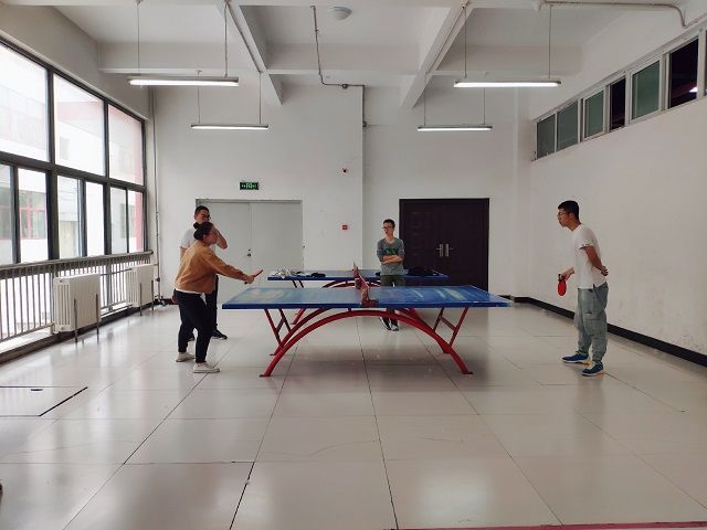 【完满班级】动感青春 我们不一样——食品与环境学院动医1702班羽毛球比赛