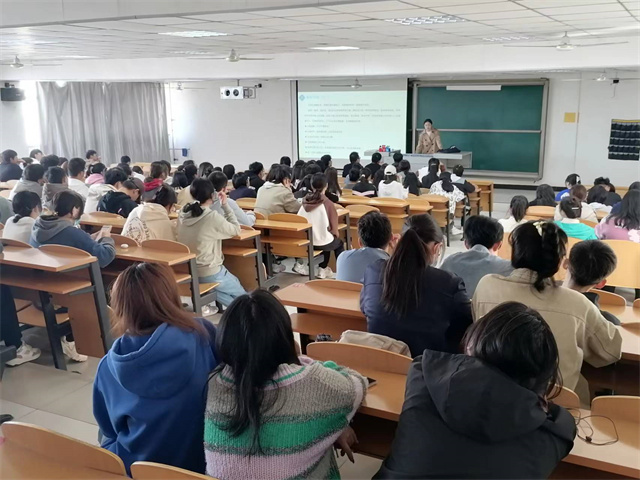 【辅导员说完满】规划现在 演绎未来——远景学院2022级辅导员说完满