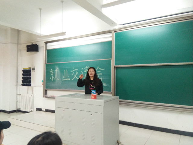 【完满班级】艺术与青春同行 远方有我歌唱的行迹——经济与管理学院十月完满班级活动纪实(二)