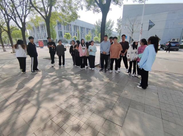 【完满团支部】共享位置捉迷藏 放松娱乐新方式——大数据学院、信息工程学院数字2202班完满团支部活动