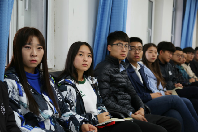 院团委、学生会深入学习贯彻党的十九大精神