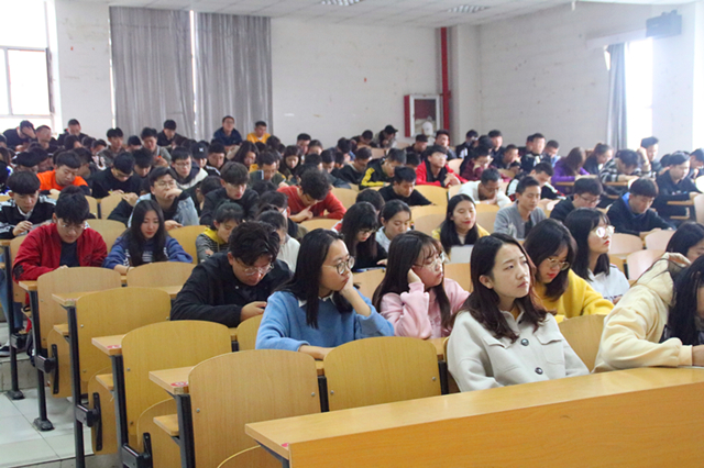 树立自我提升观念 实现美好人生——智能工程学院17级主题年级会